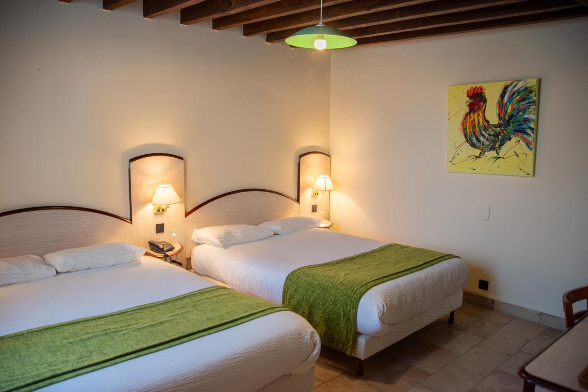Hotel Logis Le Tadorne Piney Esterno foto